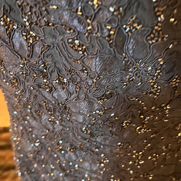 Carmen Marc Valvo Signature long navy gown - Picture 4 of 5